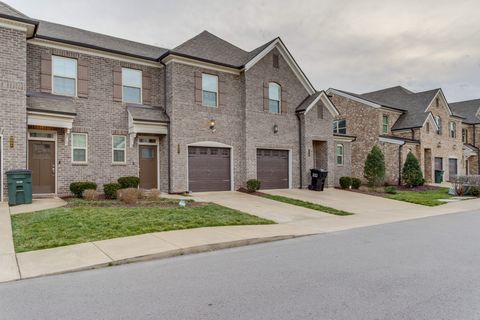 2807 Haversack Cir Murfreesboro TN 37128