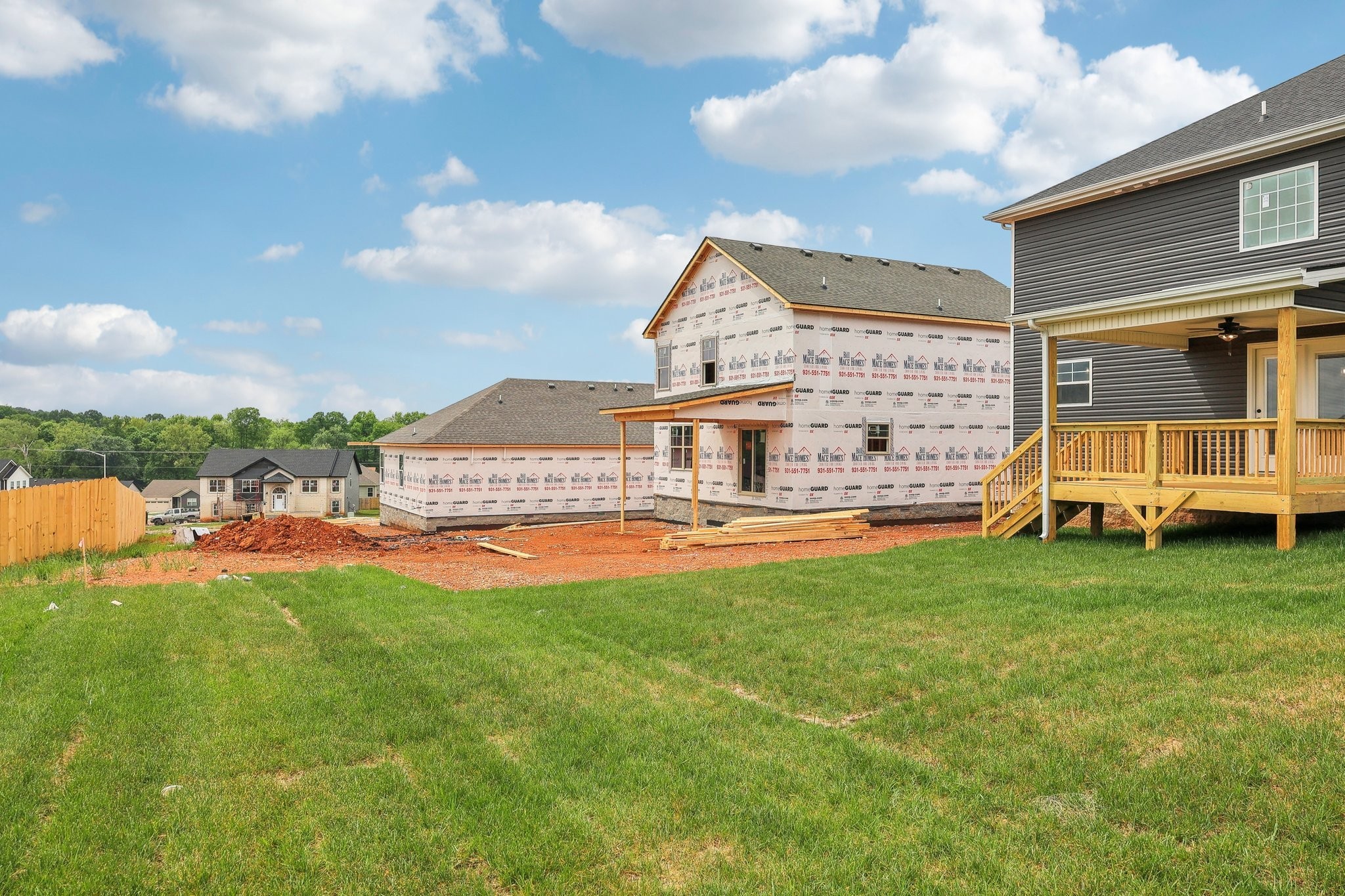 Clarksville, Tennessee 37040, United States, 5 Bedrooms Bedrooms, ,3 BathroomsBathrooms,Residential,Active,223124