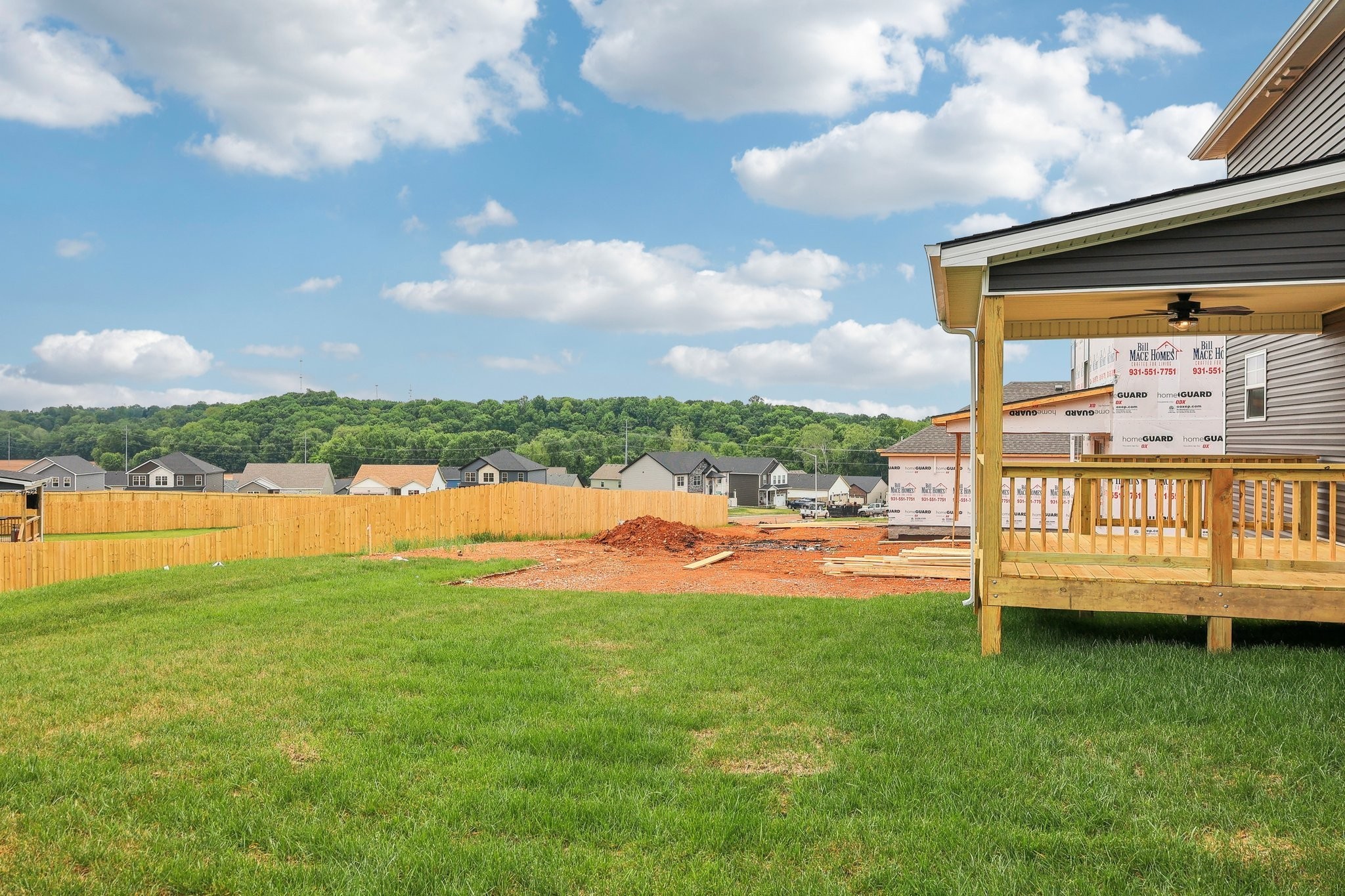 Clarksville, Tennessee 37040, United States, 5 Bedrooms Bedrooms, ,3 BathroomsBathrooms,Residential,Active,223124