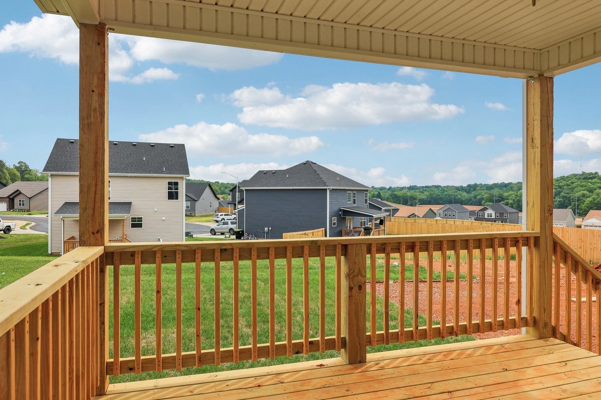 Clarksville, Tennessee 37040, United States, 5 Bedrooms Bedrooms, ,3 BathroomsBathrooms,Residential,Active,223124