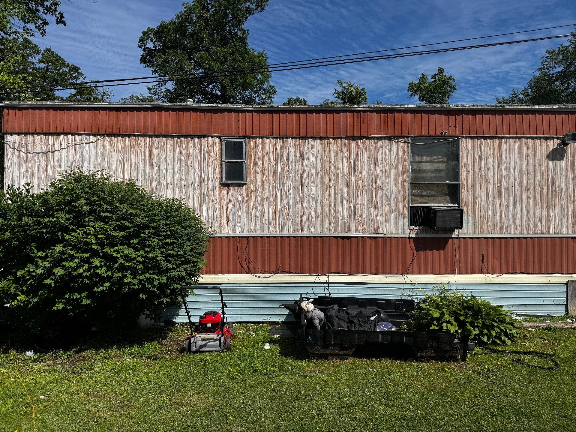 409 Commodore Dr