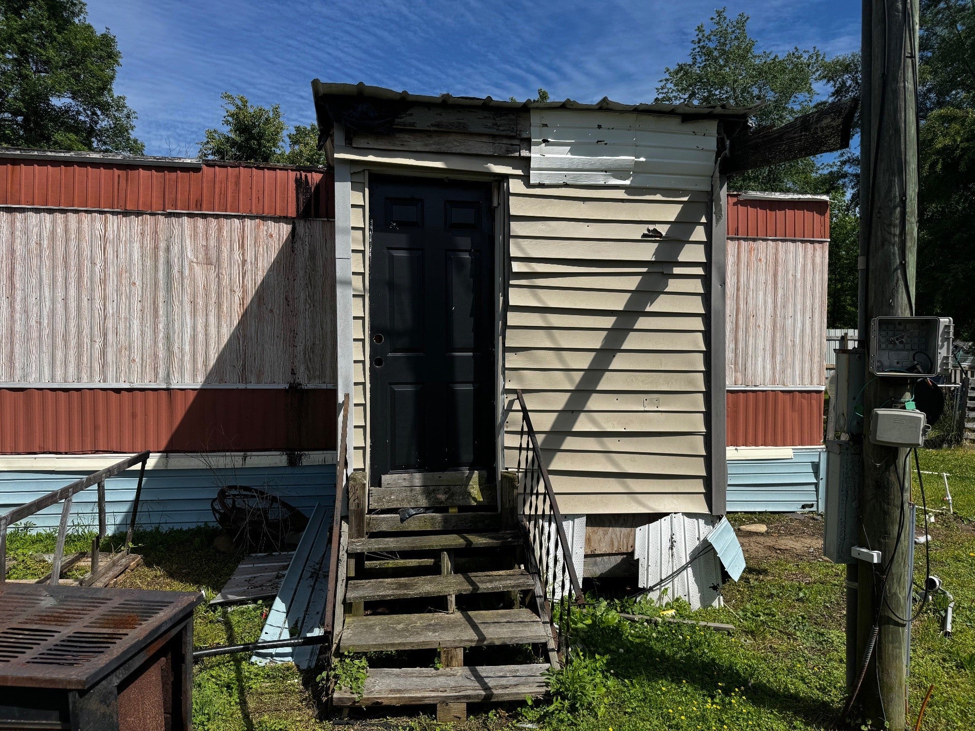 409 Commodore Dr