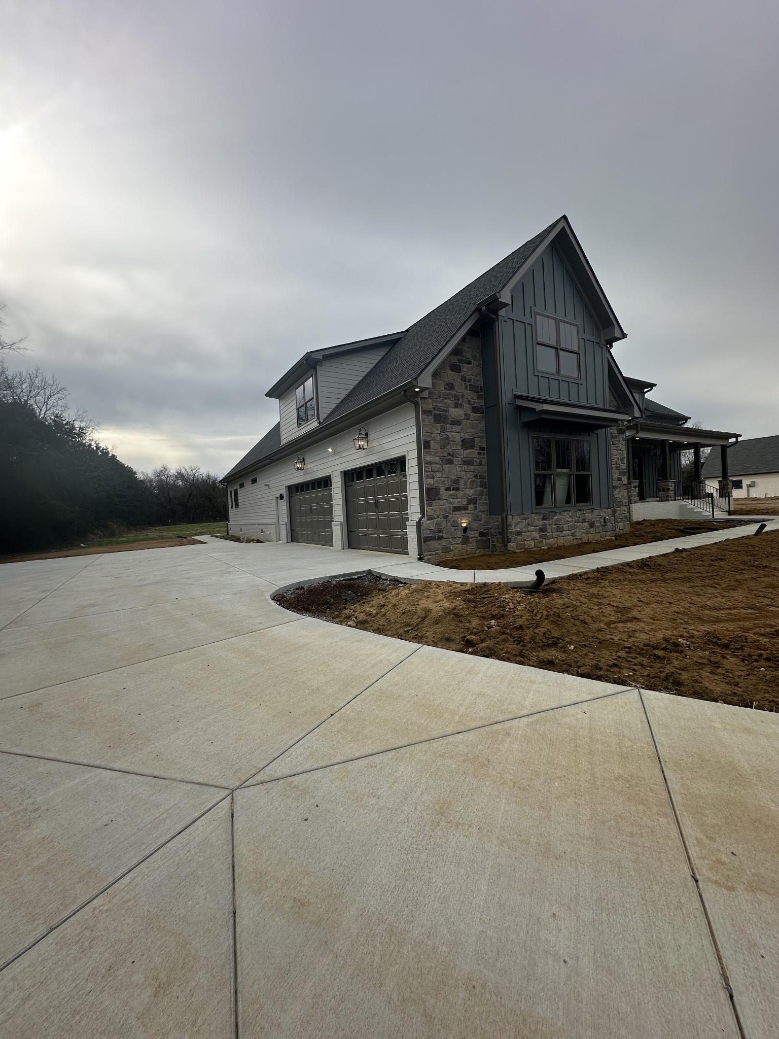 5024 Halls Hill Pike