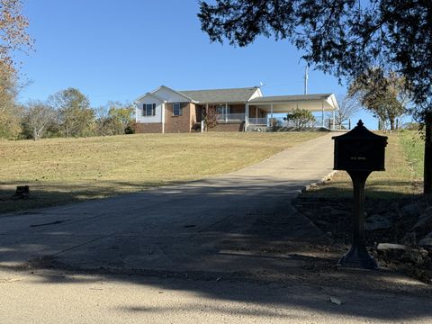 125 Claiborne Ln Hartsville TN 37074