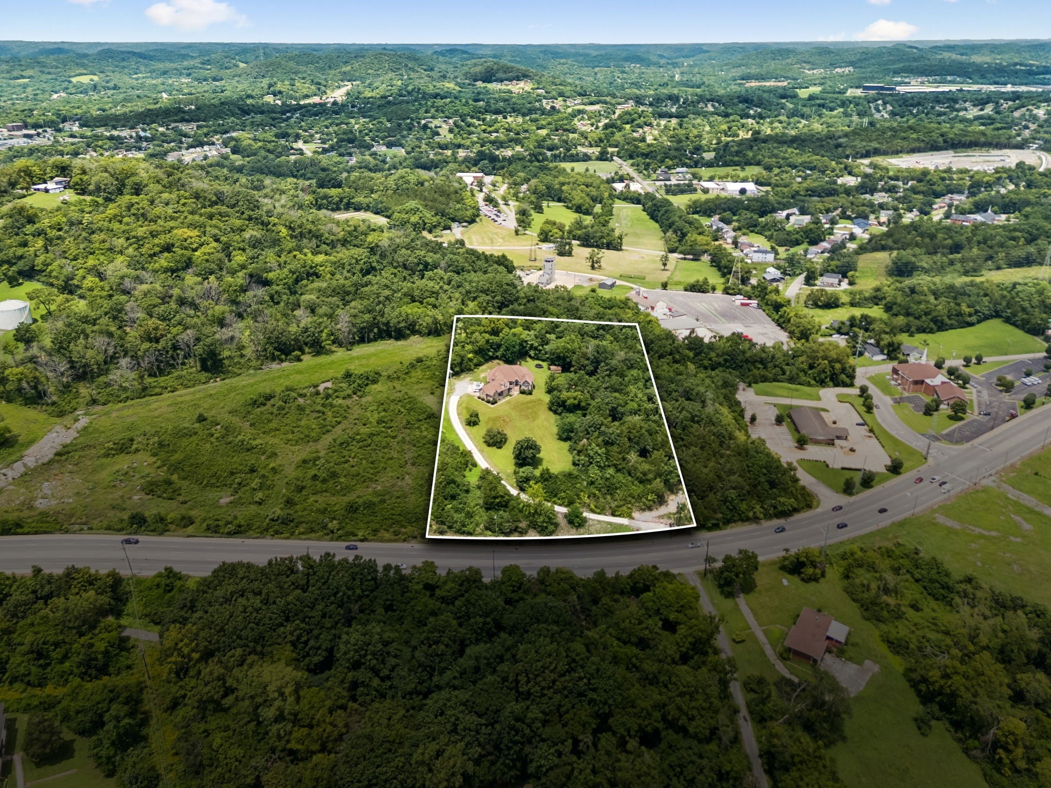 2439 Buena Vista Pike