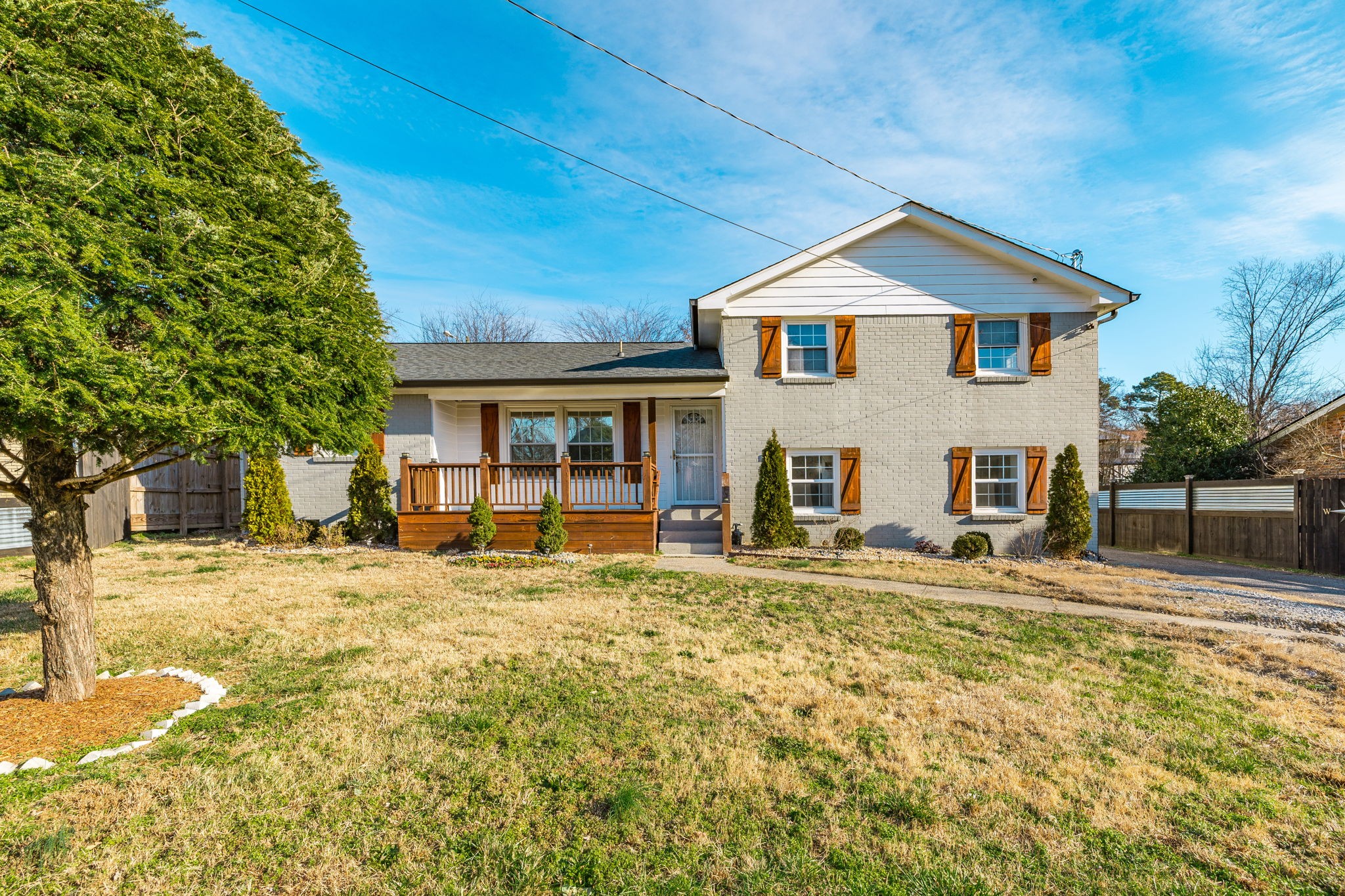 2624 Willowbranch Dr