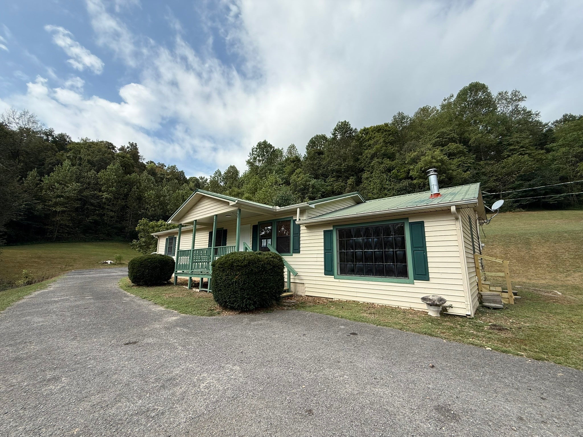 1927 Hurricane Creek Rd