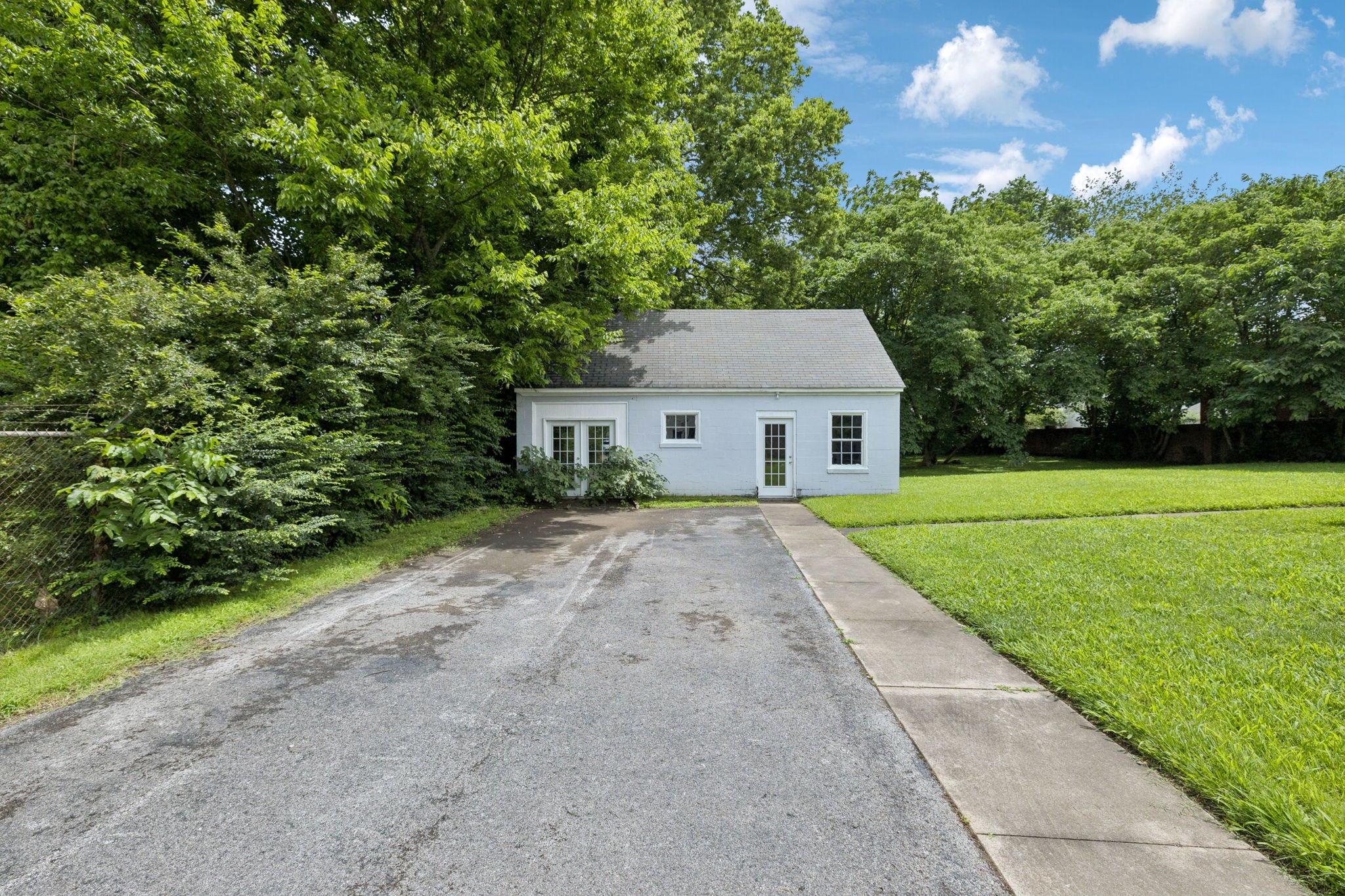 234 4th Ave N