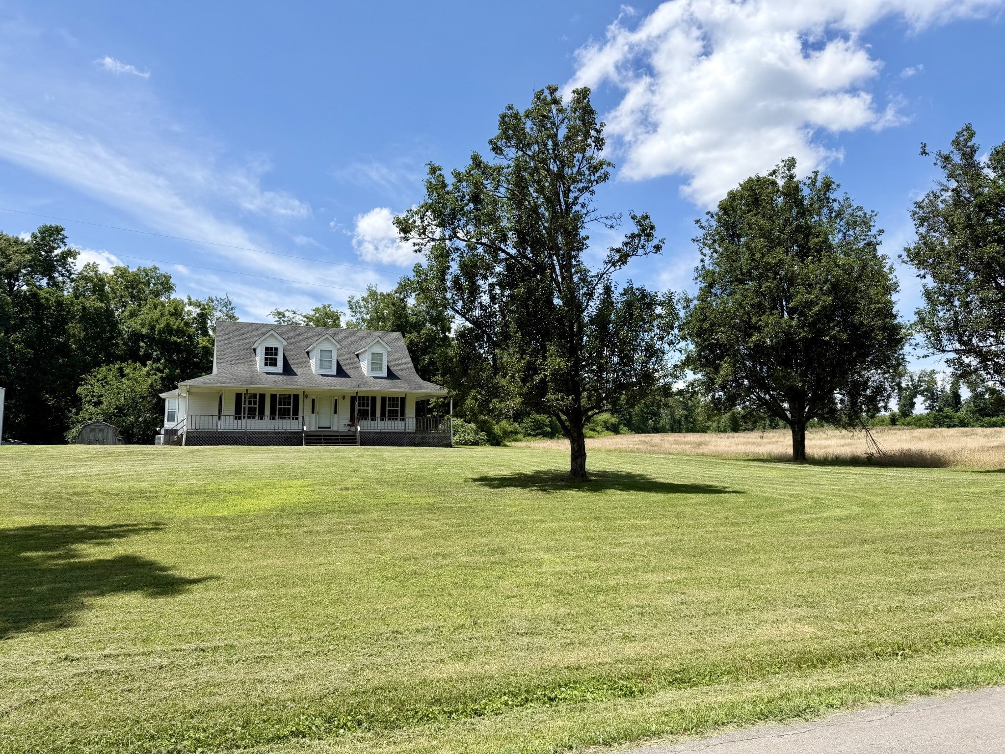 715 Clark Hollow Rd