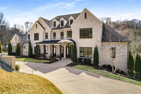 1236 Saxon Dr Nashville TN 37215