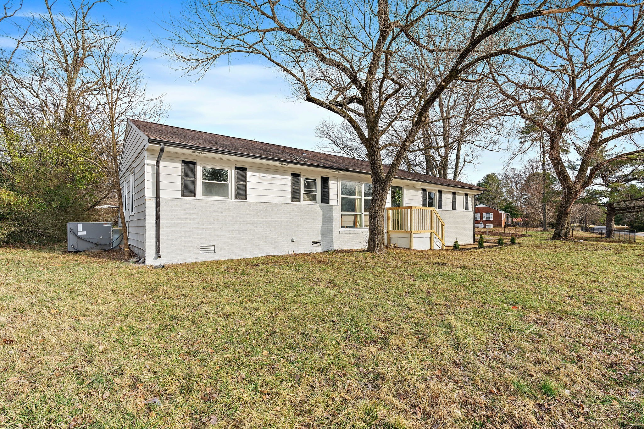 37 E Bel Air Blvd