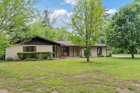 201 Yale Dr Tullahoma TN 37388
