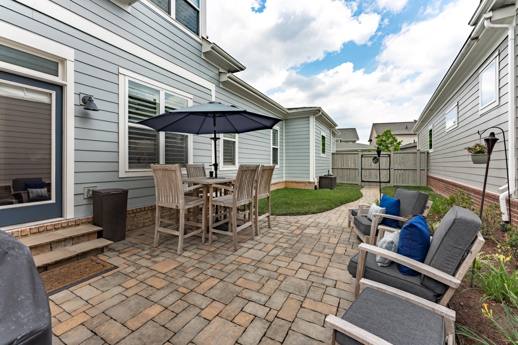 1570 Westhaven Blvd