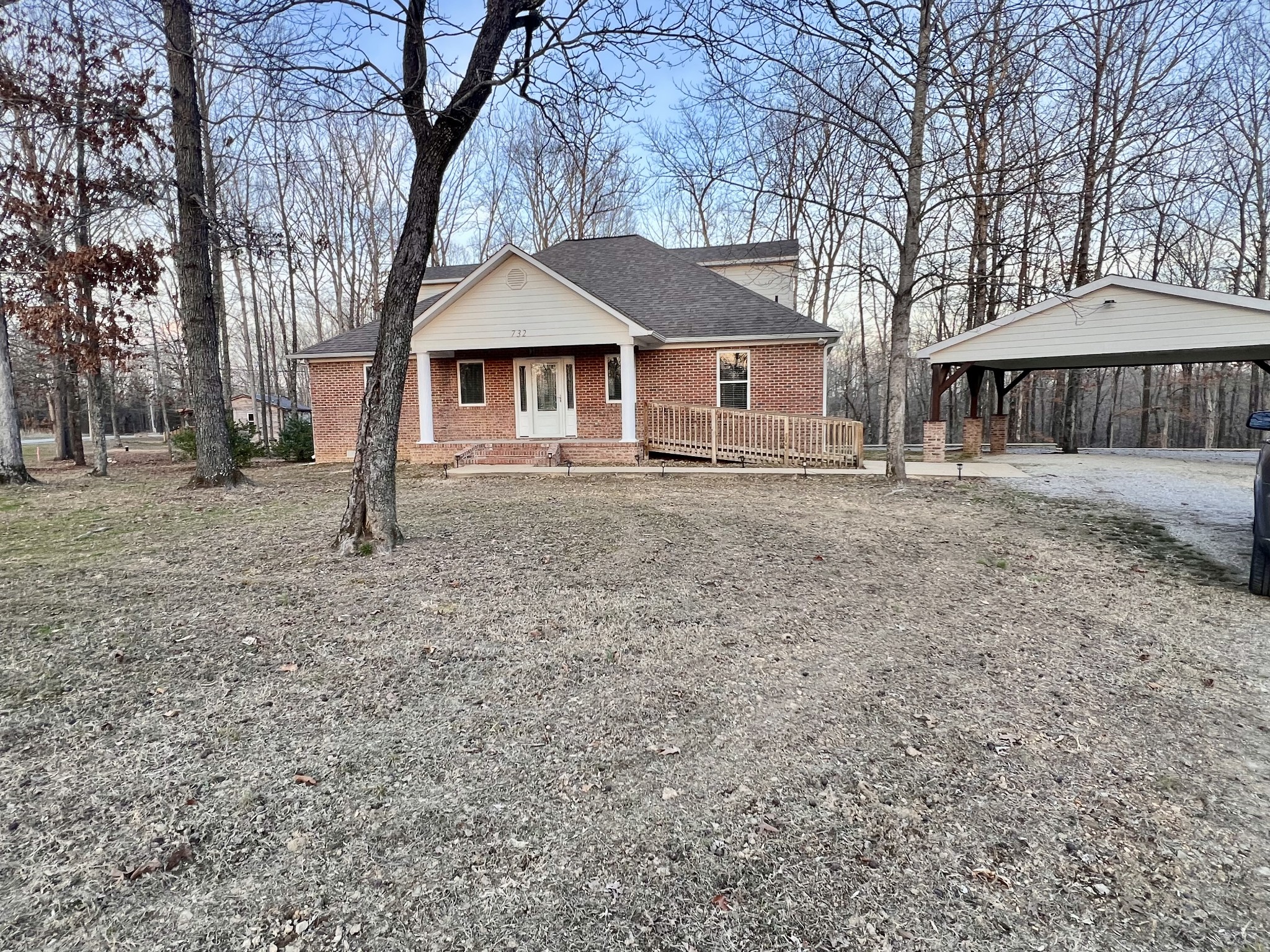 732 Tiger Bennett Rd