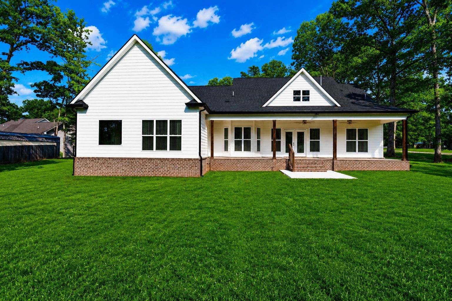 855 Greenwood Rd