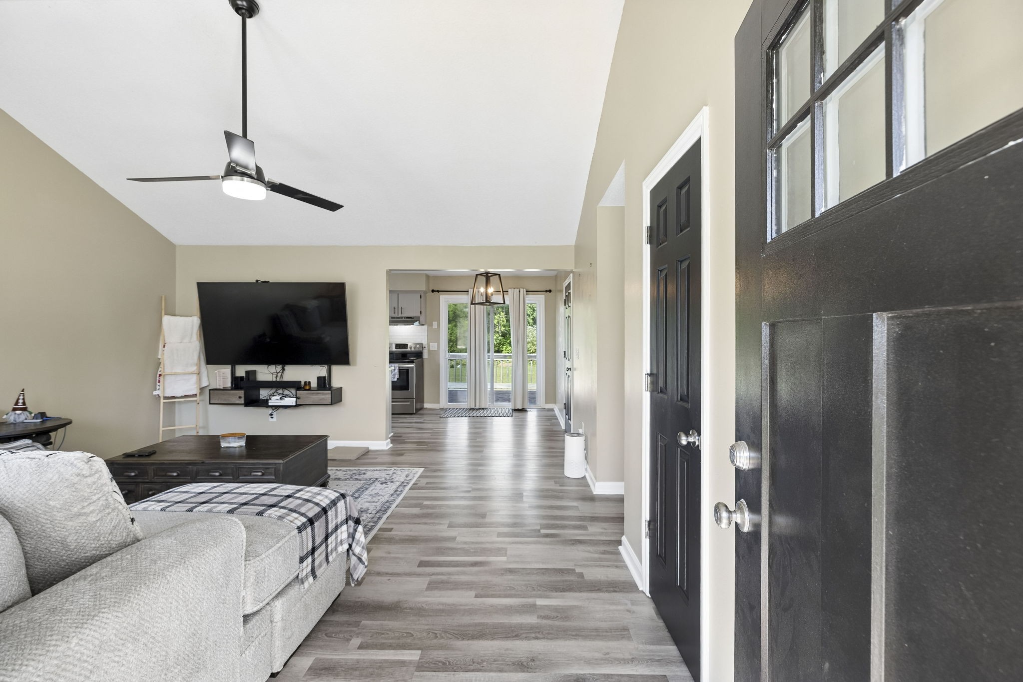 3409 Dutton Ct