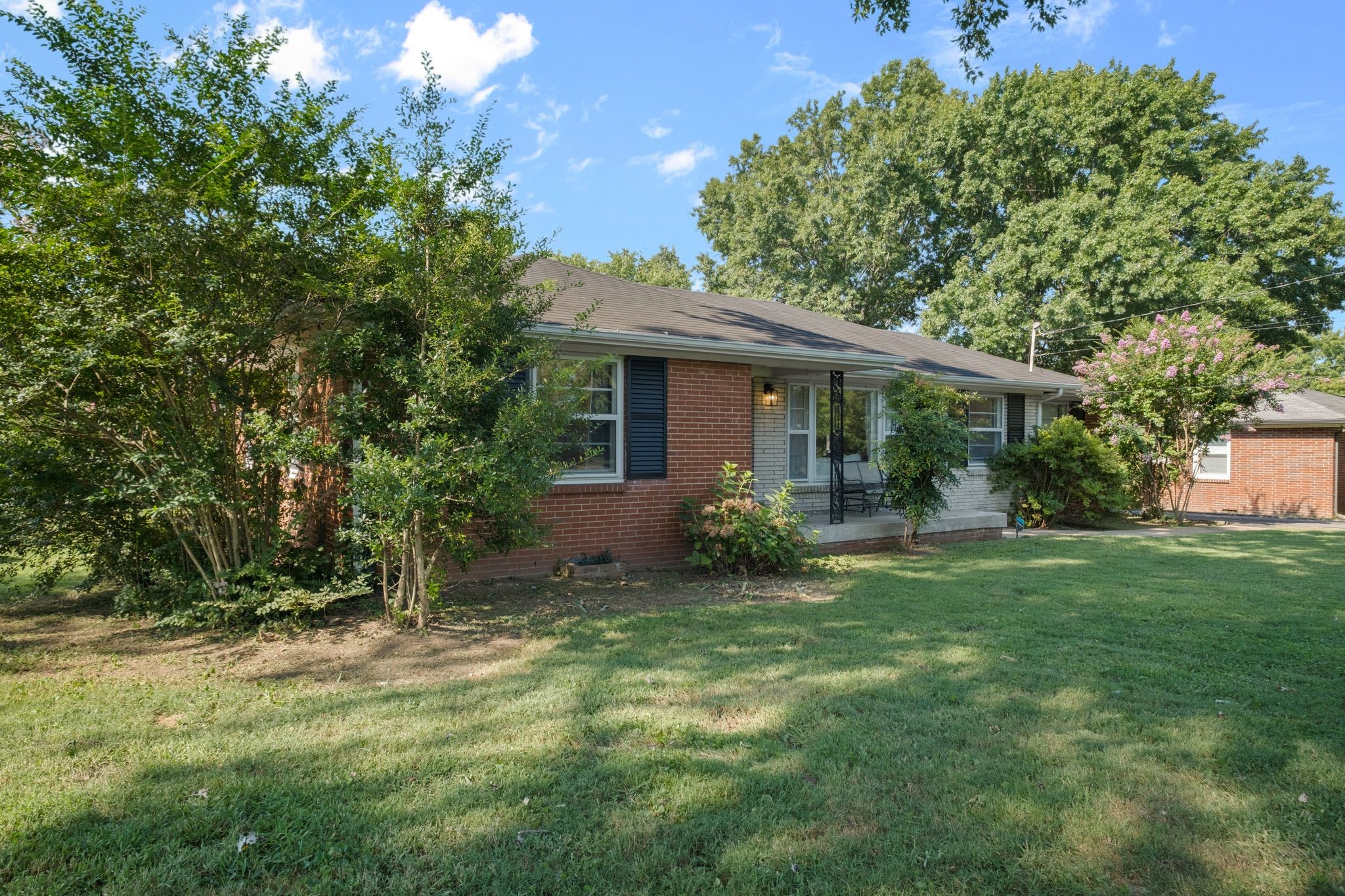 2503 Midvale Dr
