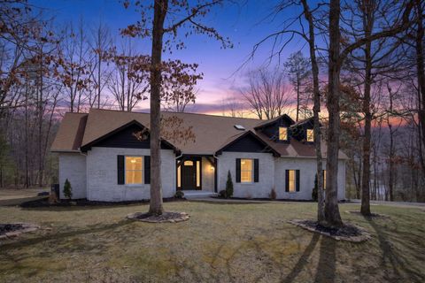 Photo of 204 Meadowview Dr, Crossville, TN 38558 (MLS # 3224609)