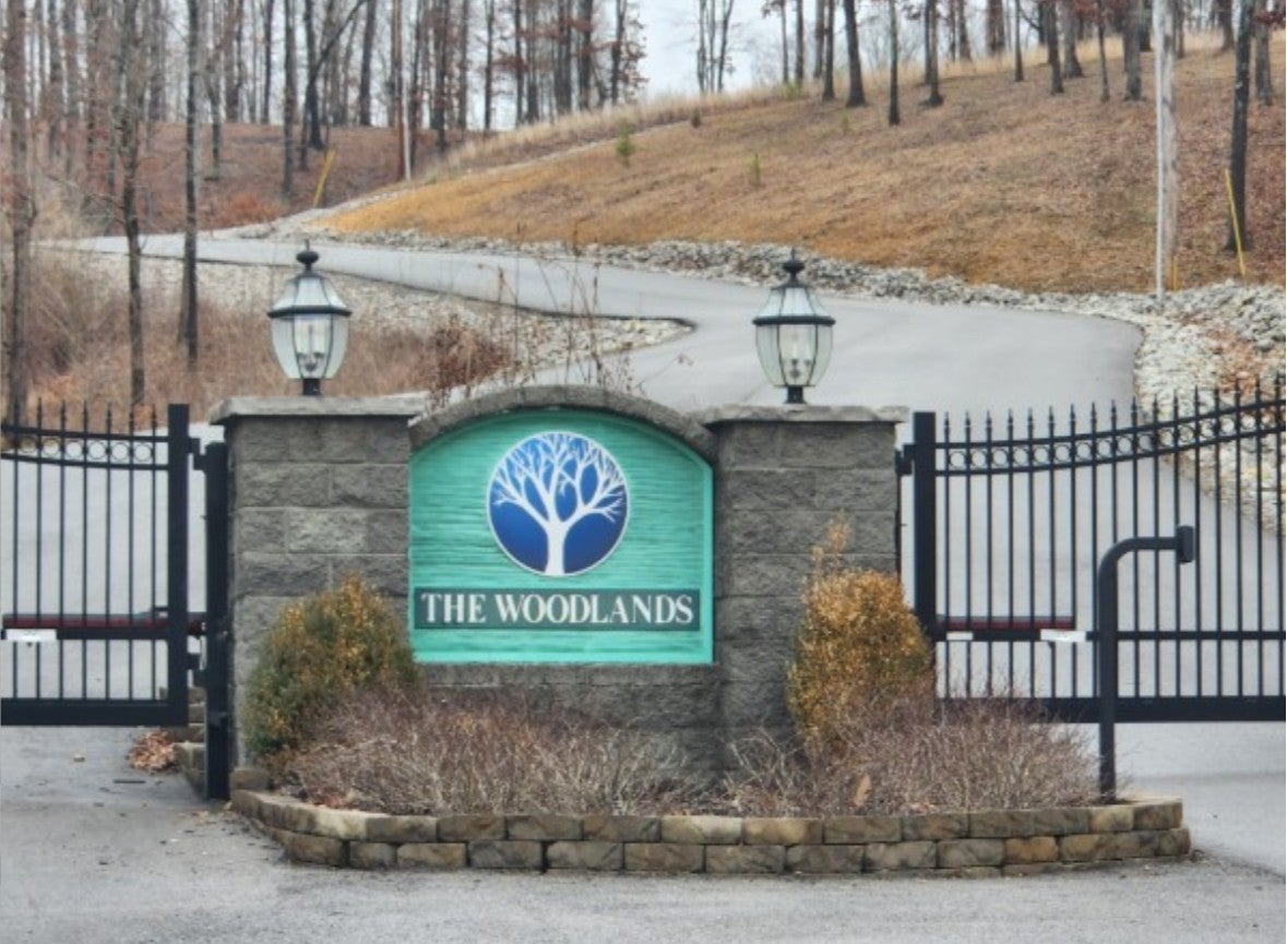1385 Ridgewood Drive