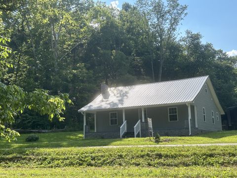 1497 Westfork Creek Rd Westmoreland TN 37186