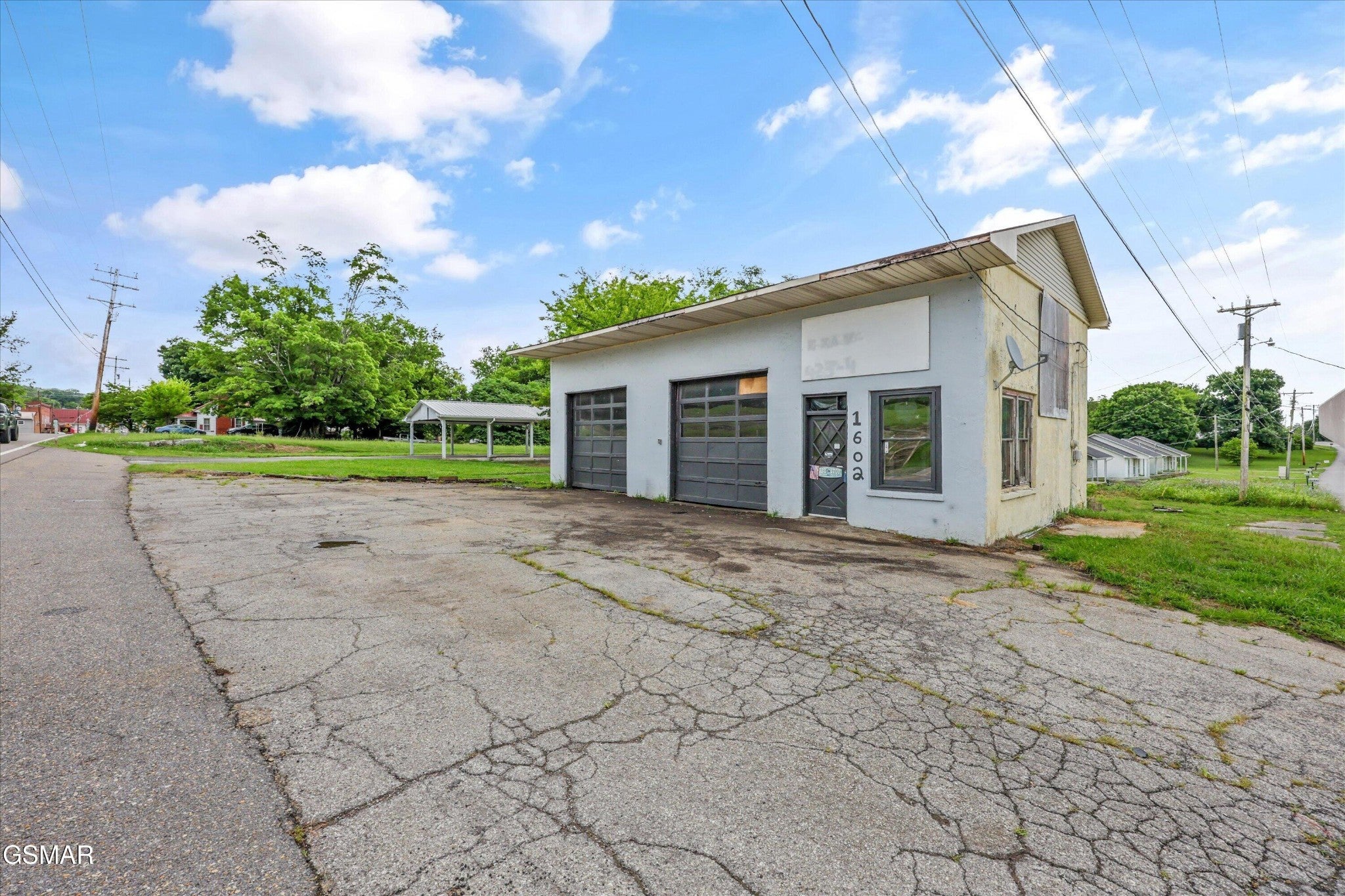 1602 Main St Street
