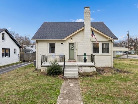 1822 Dimple Ct Columbia TN 38401