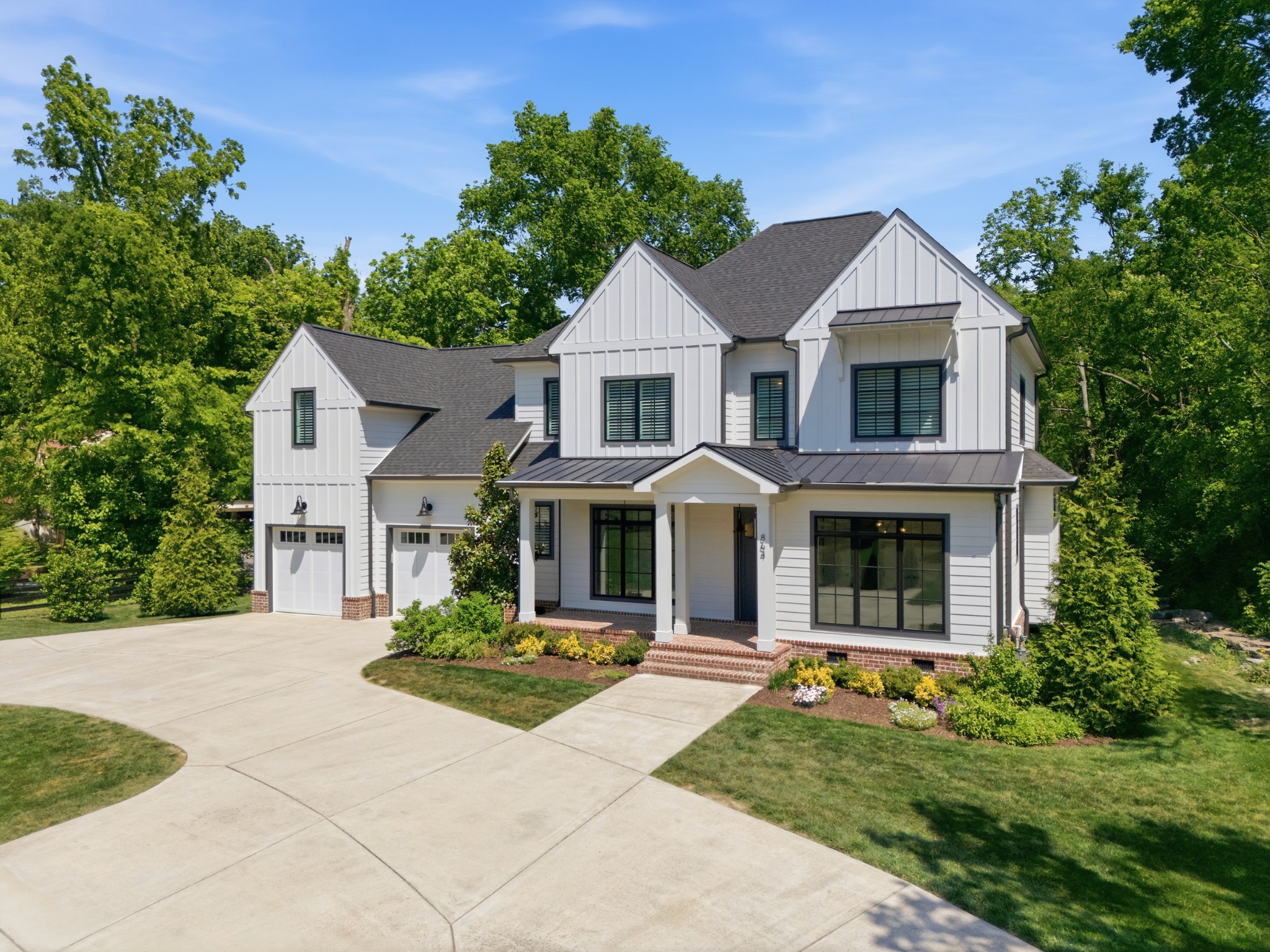 864 Battery Ln