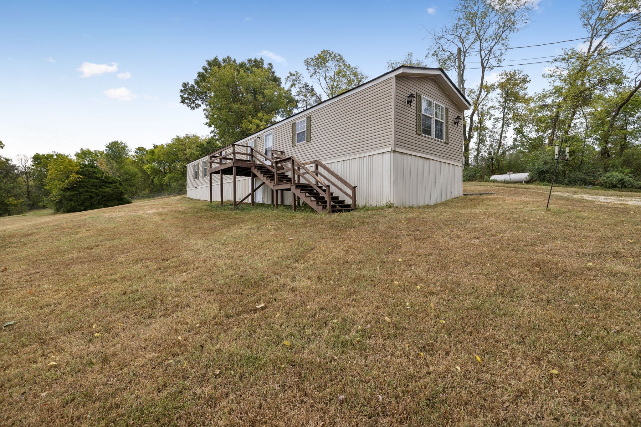 1687 Columbia Rock Rd