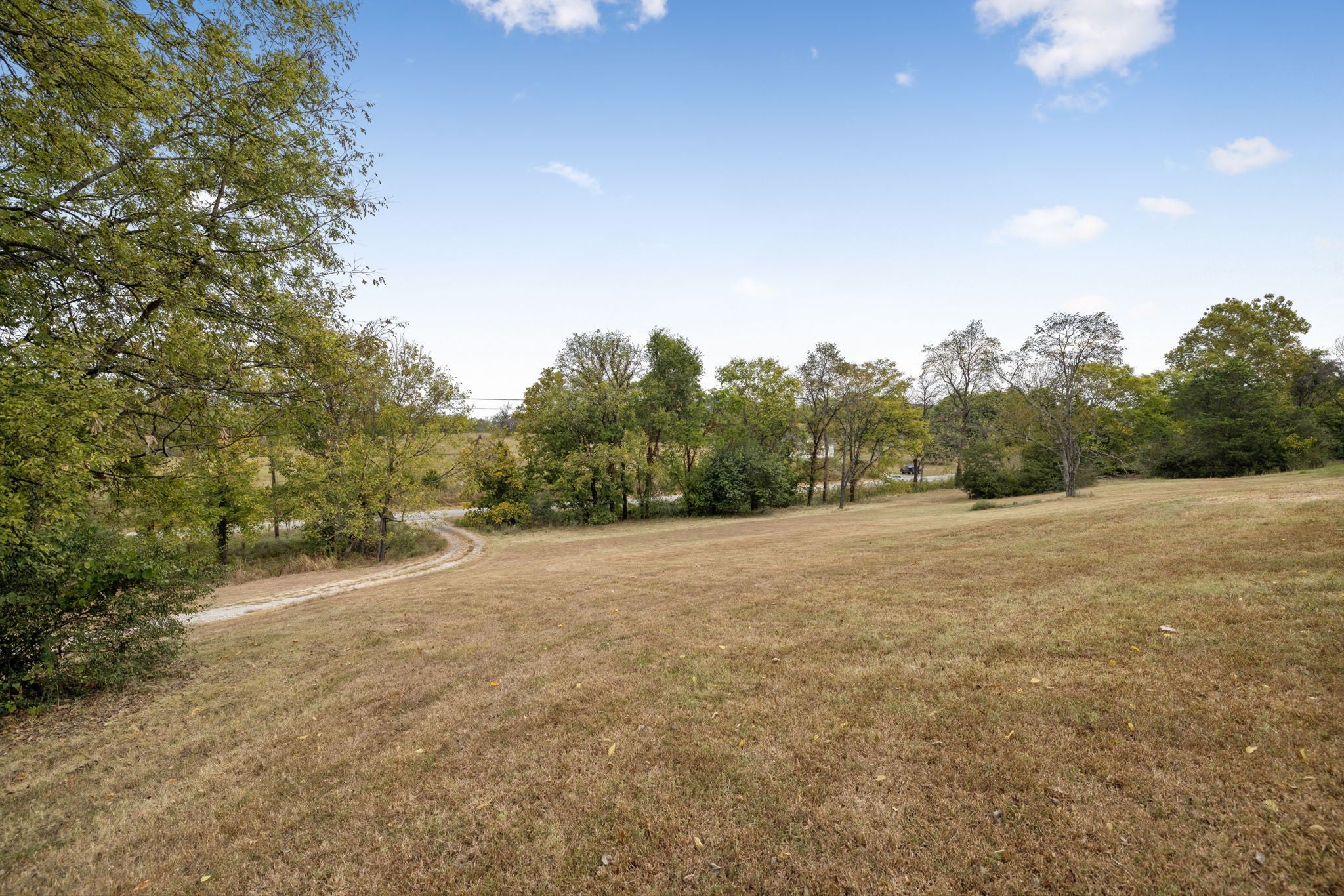 1687 Columbia Rock Rd