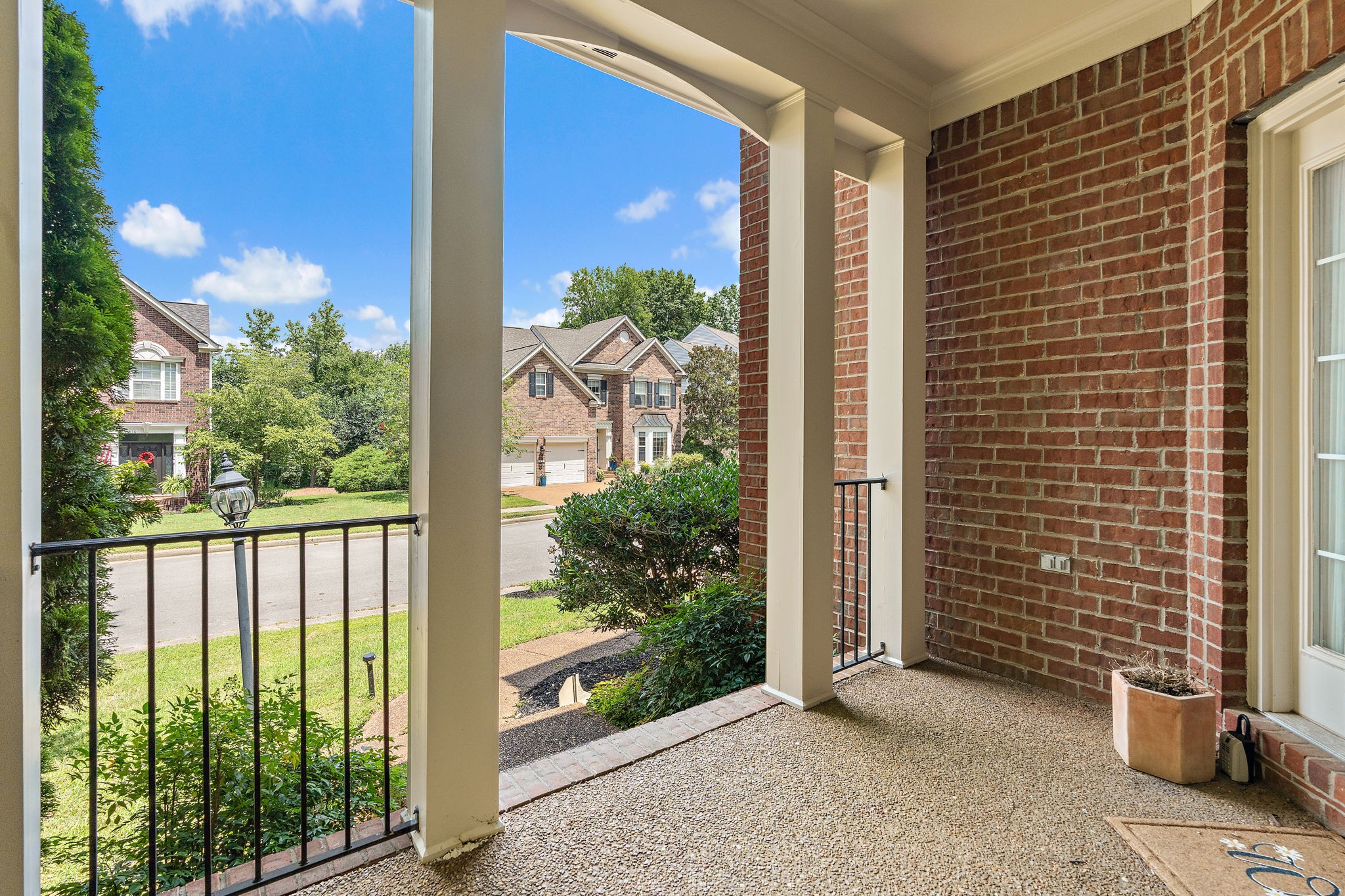 821 Holt Grove Ct