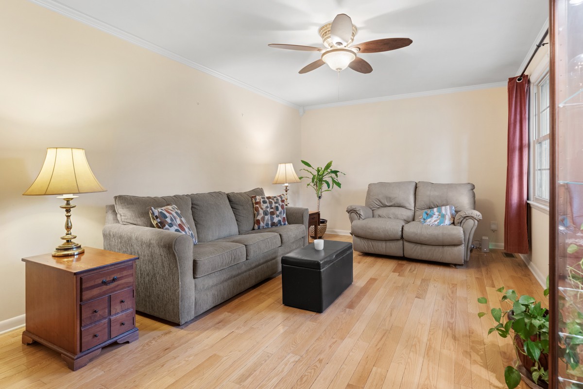 122 Eventide Dr