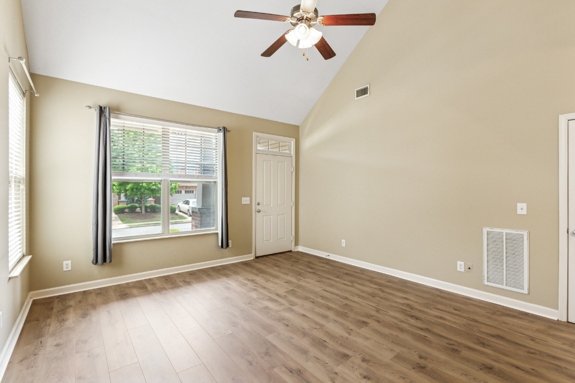 516 Griffin Cir