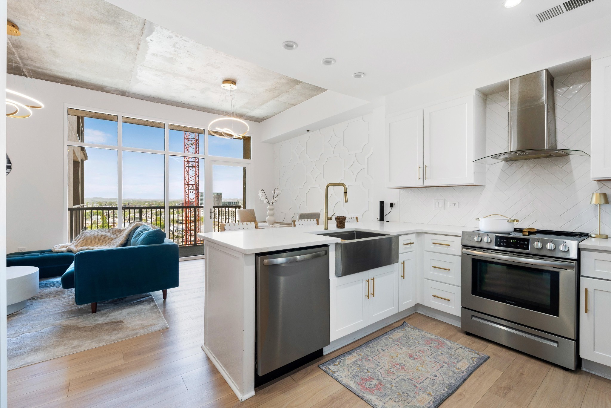 1510 Demonbreun St 807