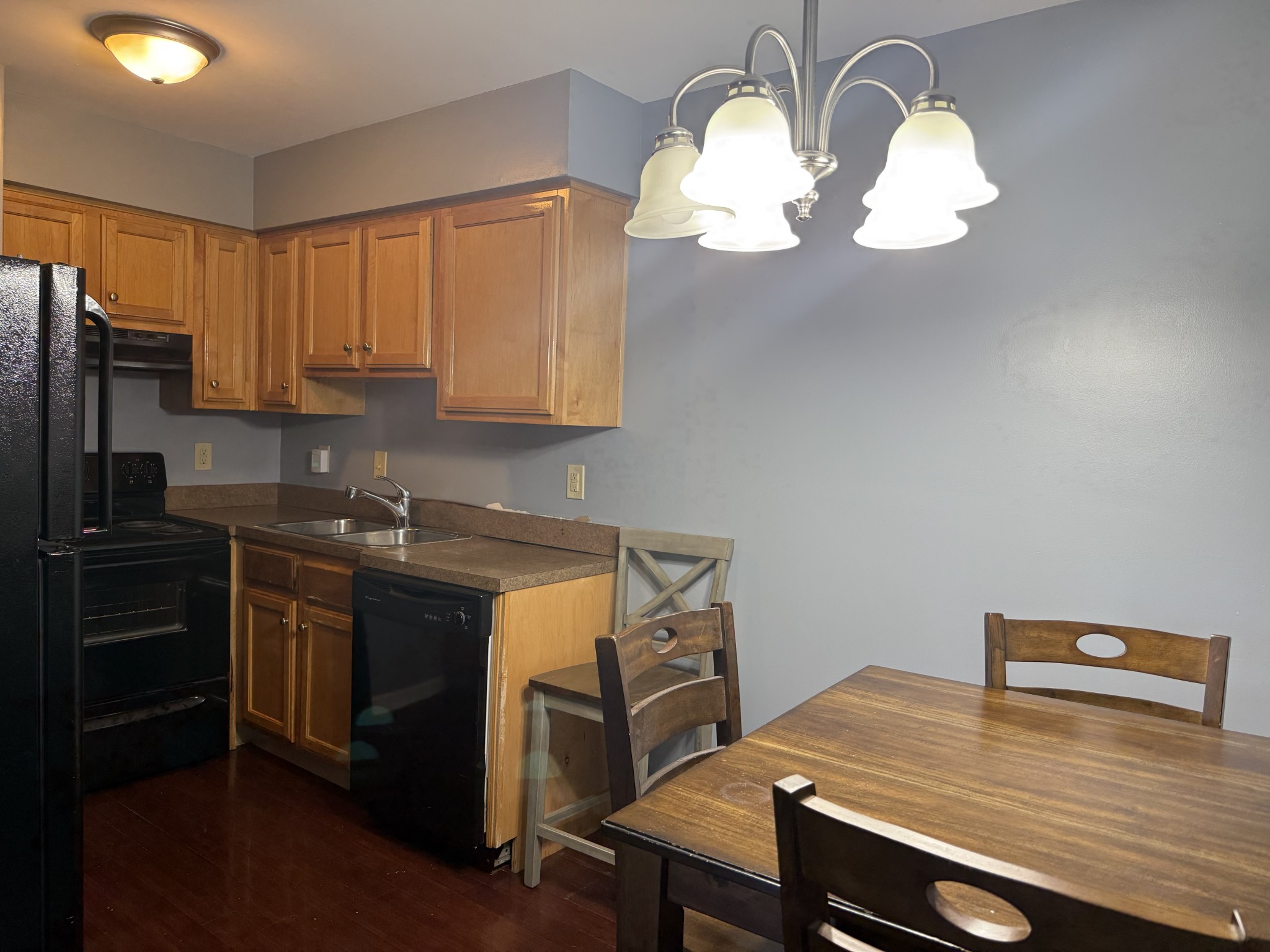 323 Forest Park Rd 1-24