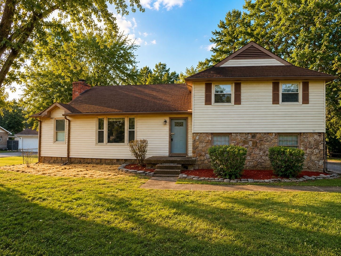 101 Creekwood Dr