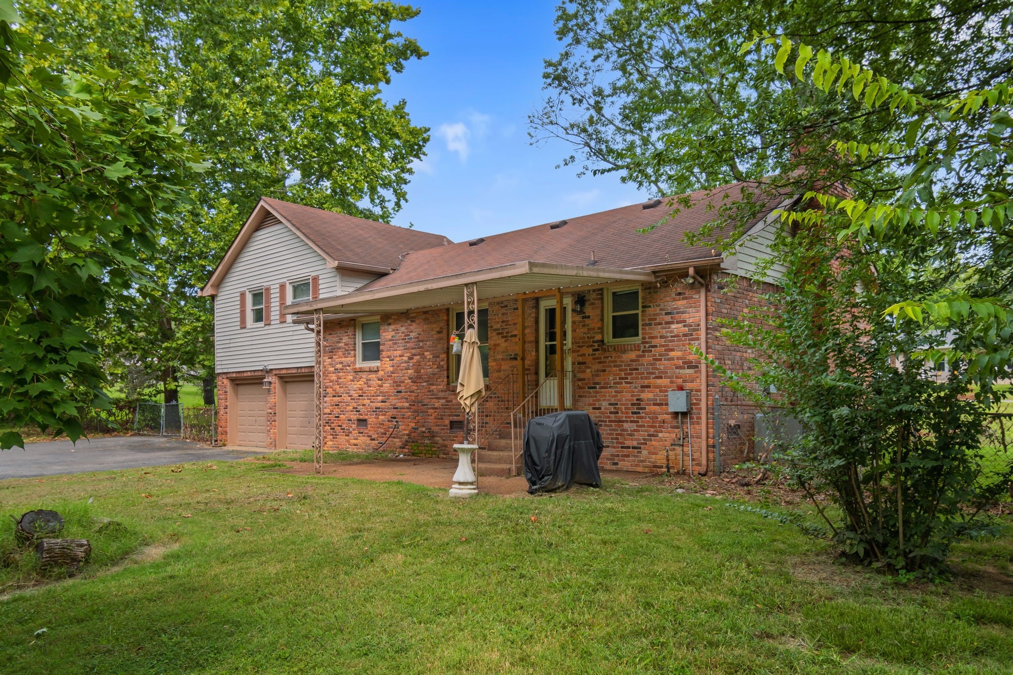 101 Creekwood Dr