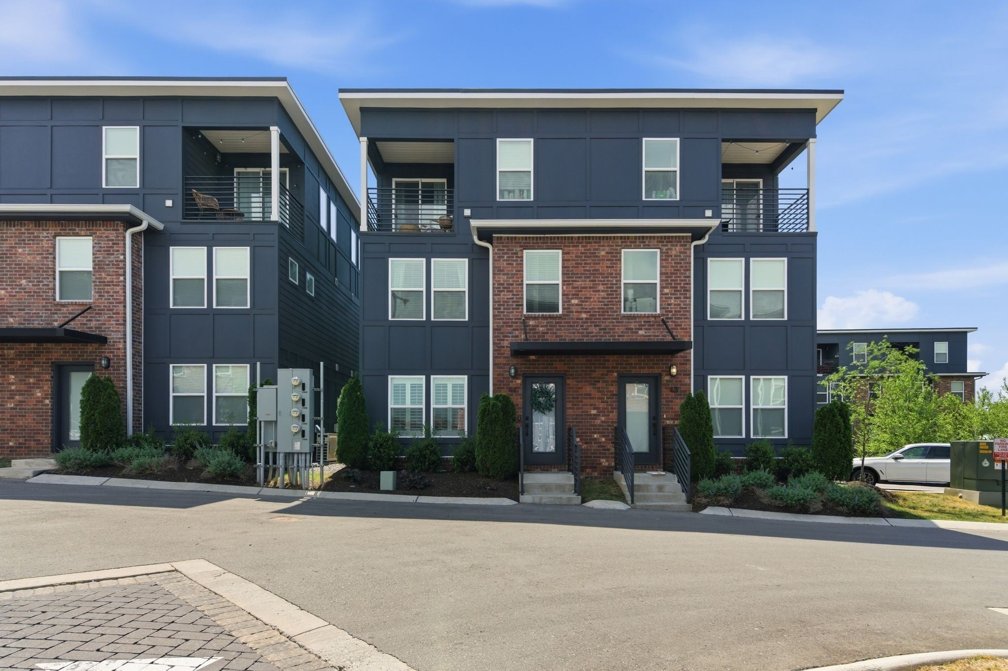 102 Duke St 44
