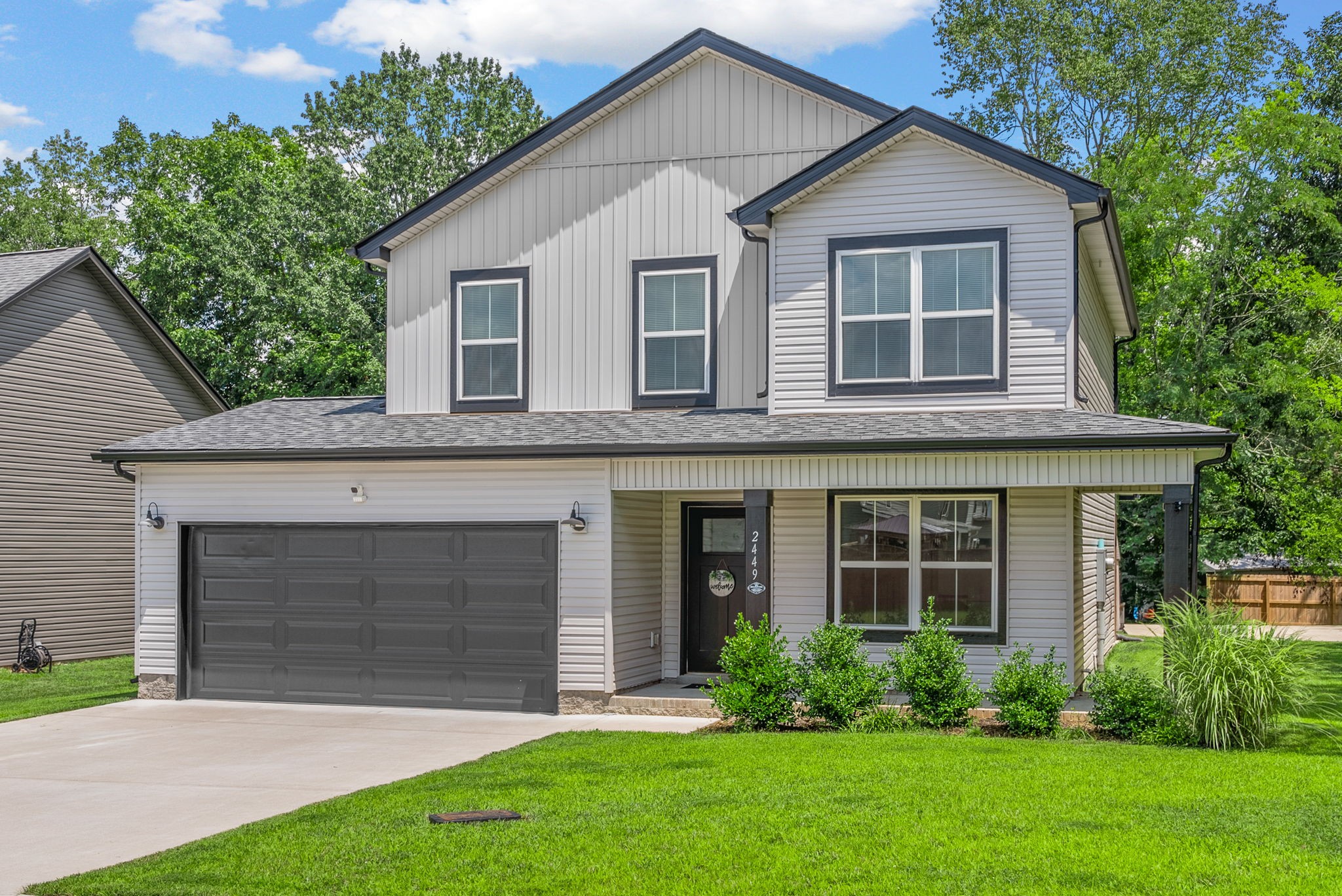 2449 Bucklin Dr