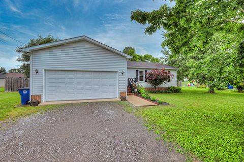 206 Russell St Shelbyville TN 37160
