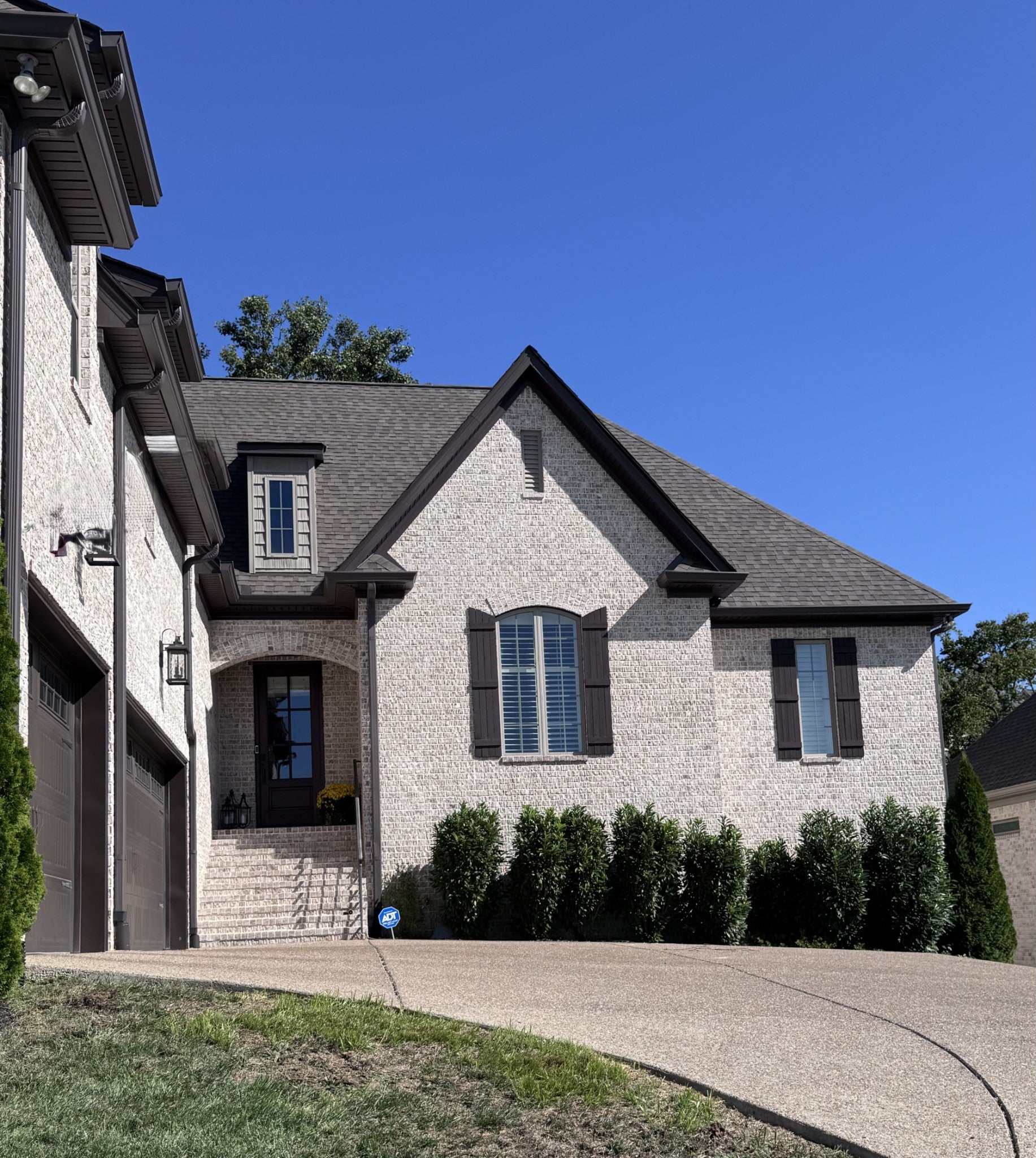 395 Arrow Ct