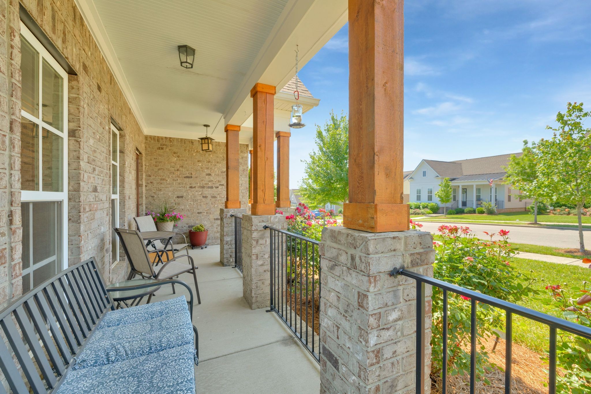 1596 Winding Creek Dr