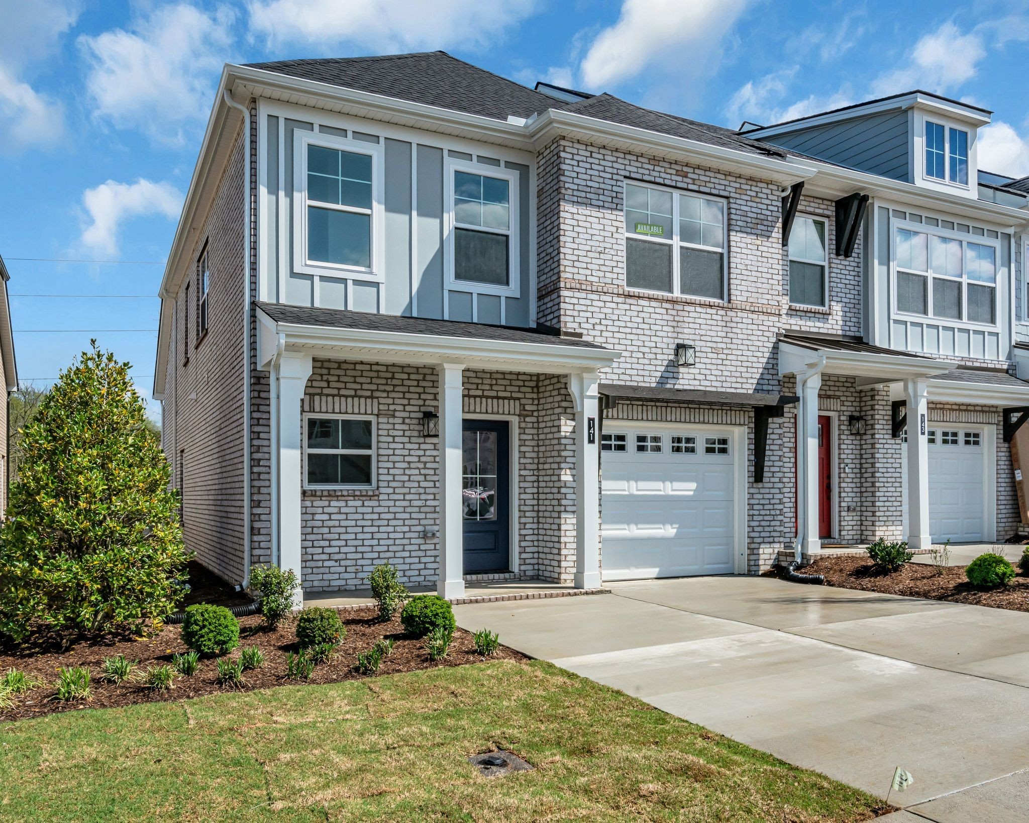 390 Twig Court