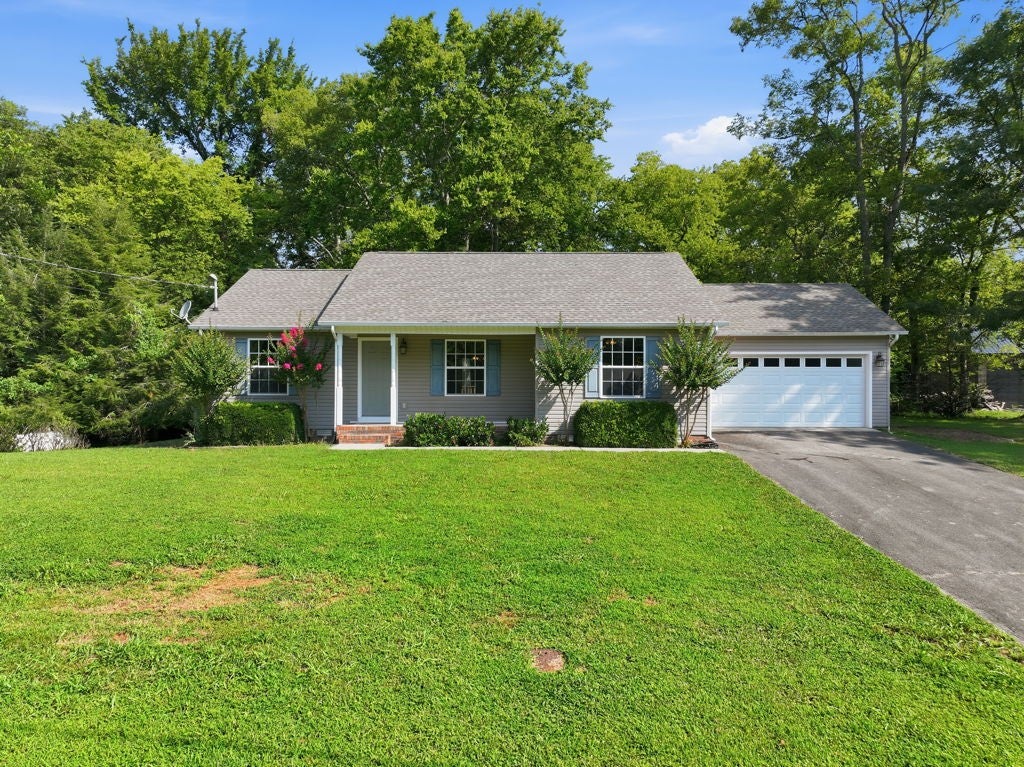 1028 Mikey Ct