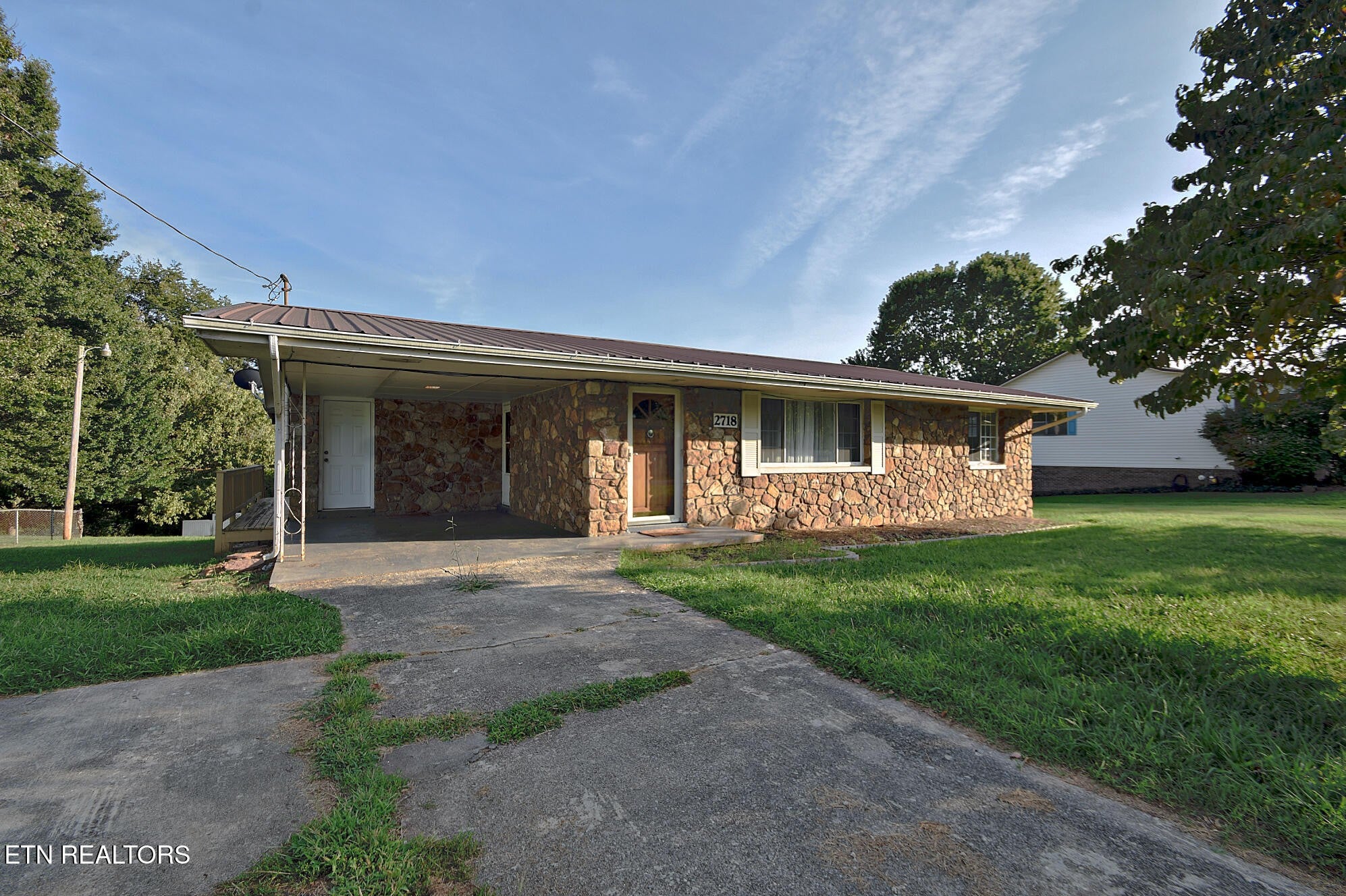 2718 Mayfield Drive