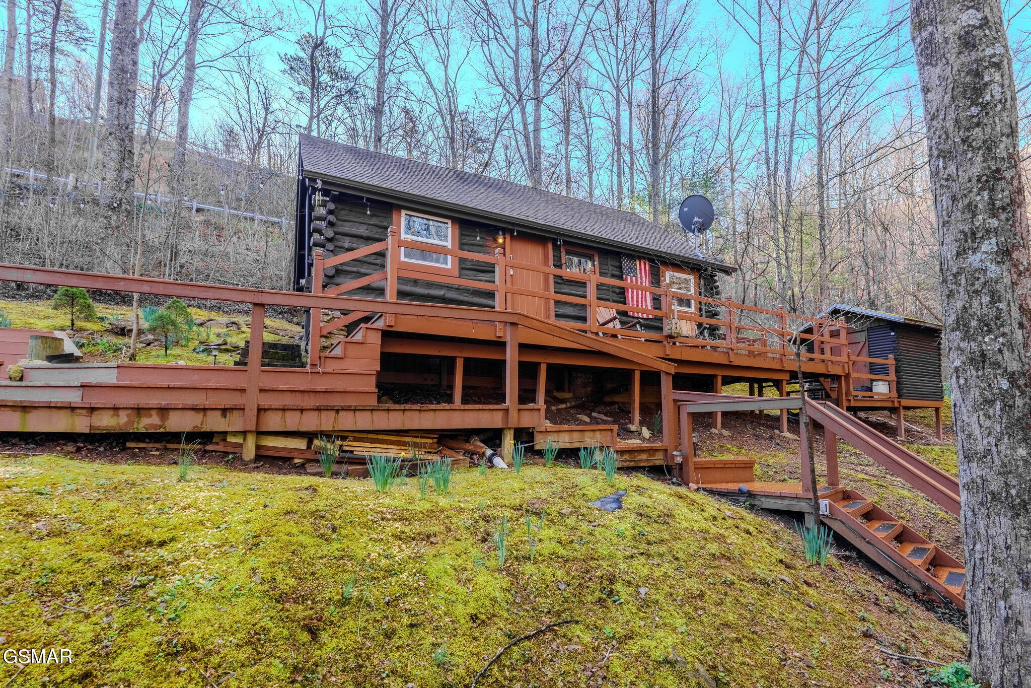 Photo 1 of 27 — 1878 Little Cove Road, Sevierville, TN 37862