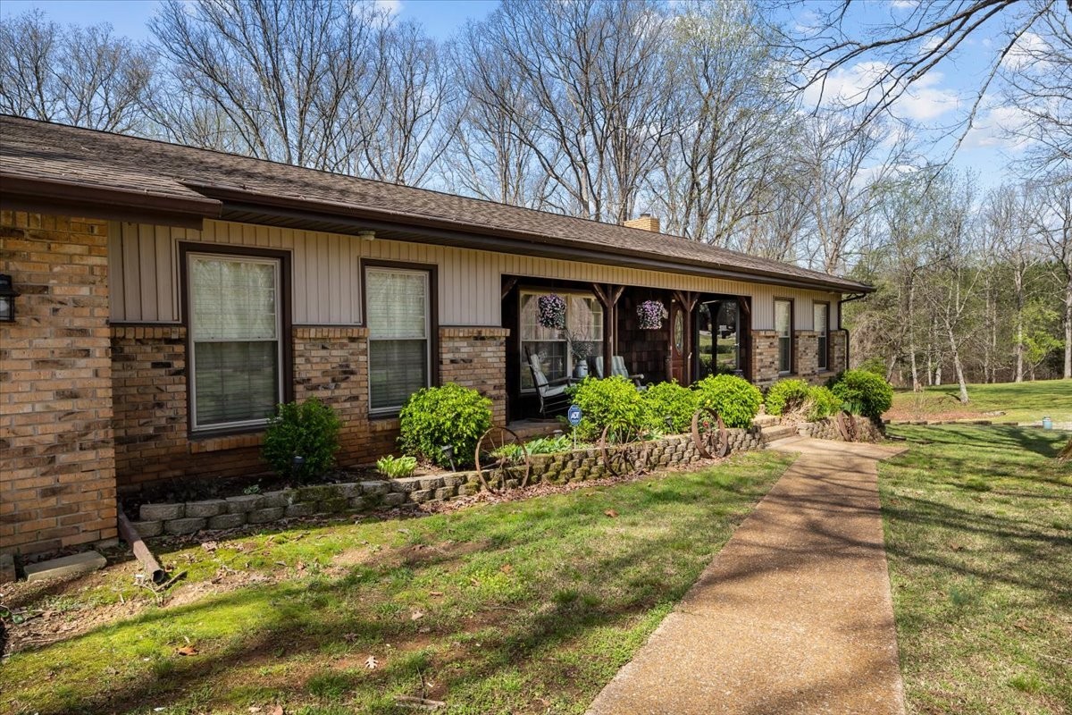 4552 Elkins Dr