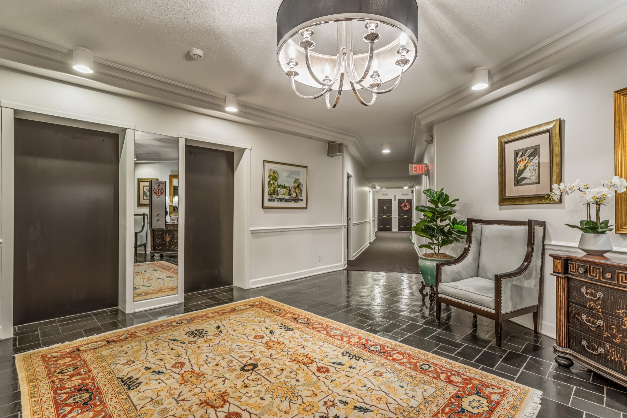 4215 Harding Pike 901