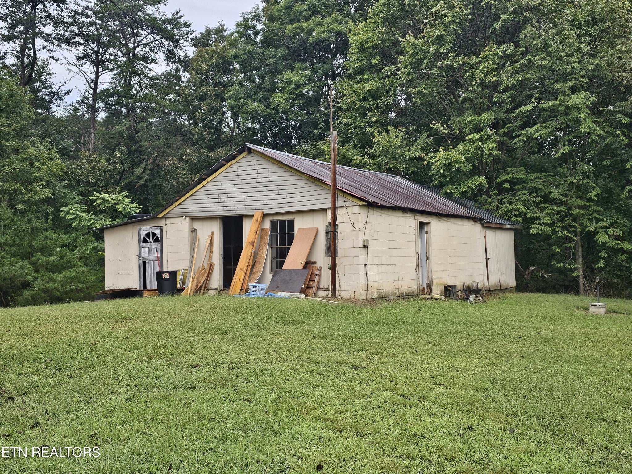 2694 White Oak Grove Rd