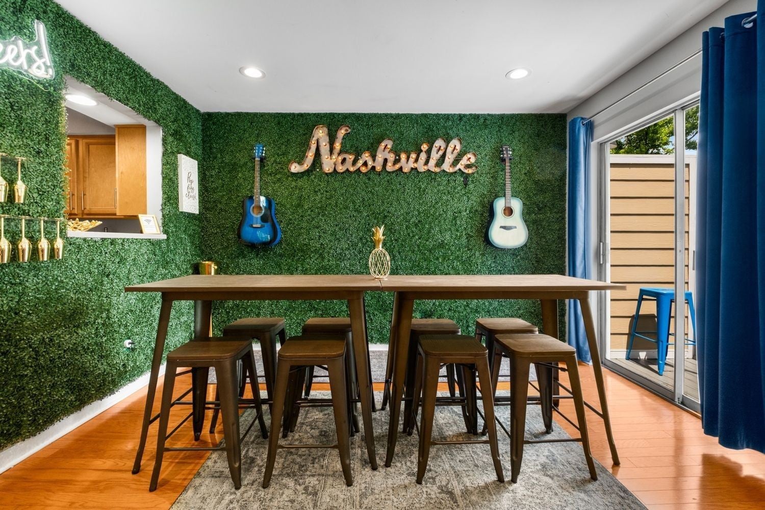964 1st Ave N, Nashville TN 37201 2-bed home, photo 5 of 48