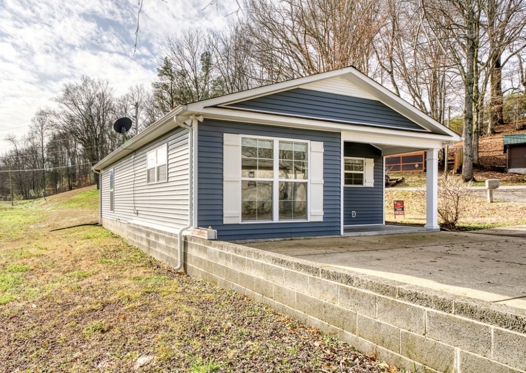 807 Clear Creek Rd